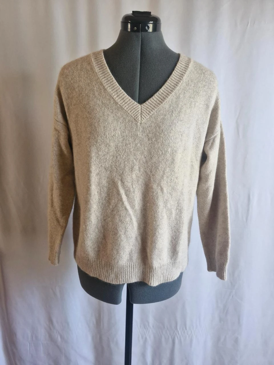 Pull col V manches longues femme - Taille S/M